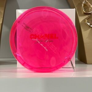 Chanel Beautè Neon Round Zip Pouch